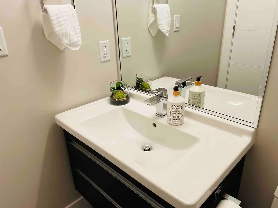 Luxury Downtown 2Bedroom Condo With Ocean Views ビクトリア アパート