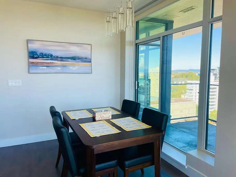 アパート Luxury Downtown 2Bedroom Condo With Ocean Views ビクトリア