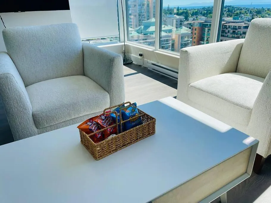 Luxury Downtown 2Bedroom Condo With Ocean Views ビクトリア